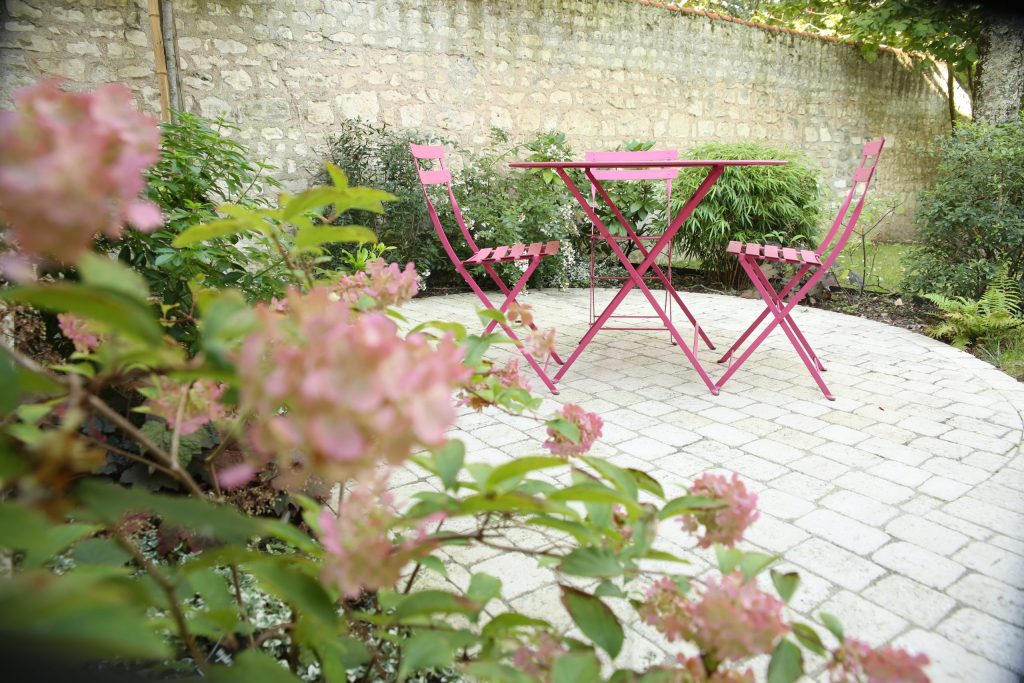 Colver createur jardin paysagiste oise compiegne terrasse mobilier couleur
