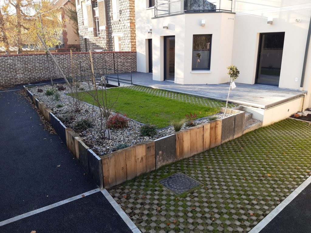 Colver createur jardin paysagiste oise compiegne noyon paves drainants gazon