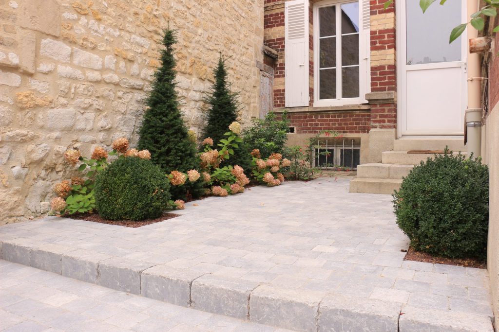 colver paysagiste jardin oise noyon compiègne terrasse pavés béton cour anglaise