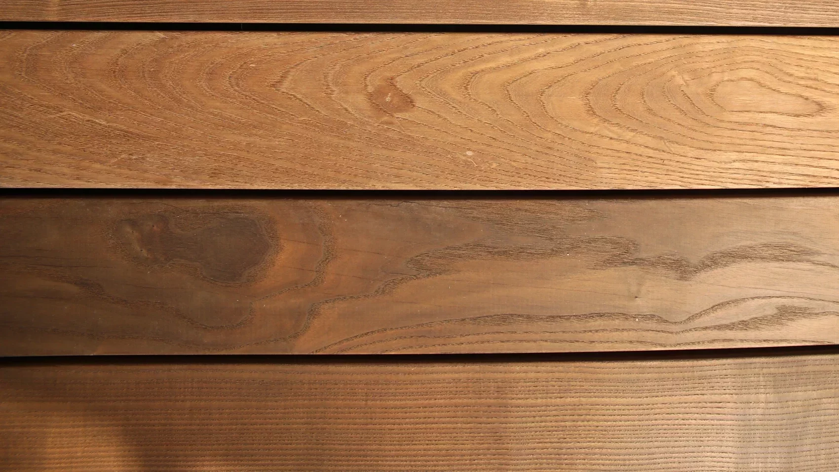 Détail lame de terrasse bois thermofrêne — Colver Créateur de Jardin, Oise