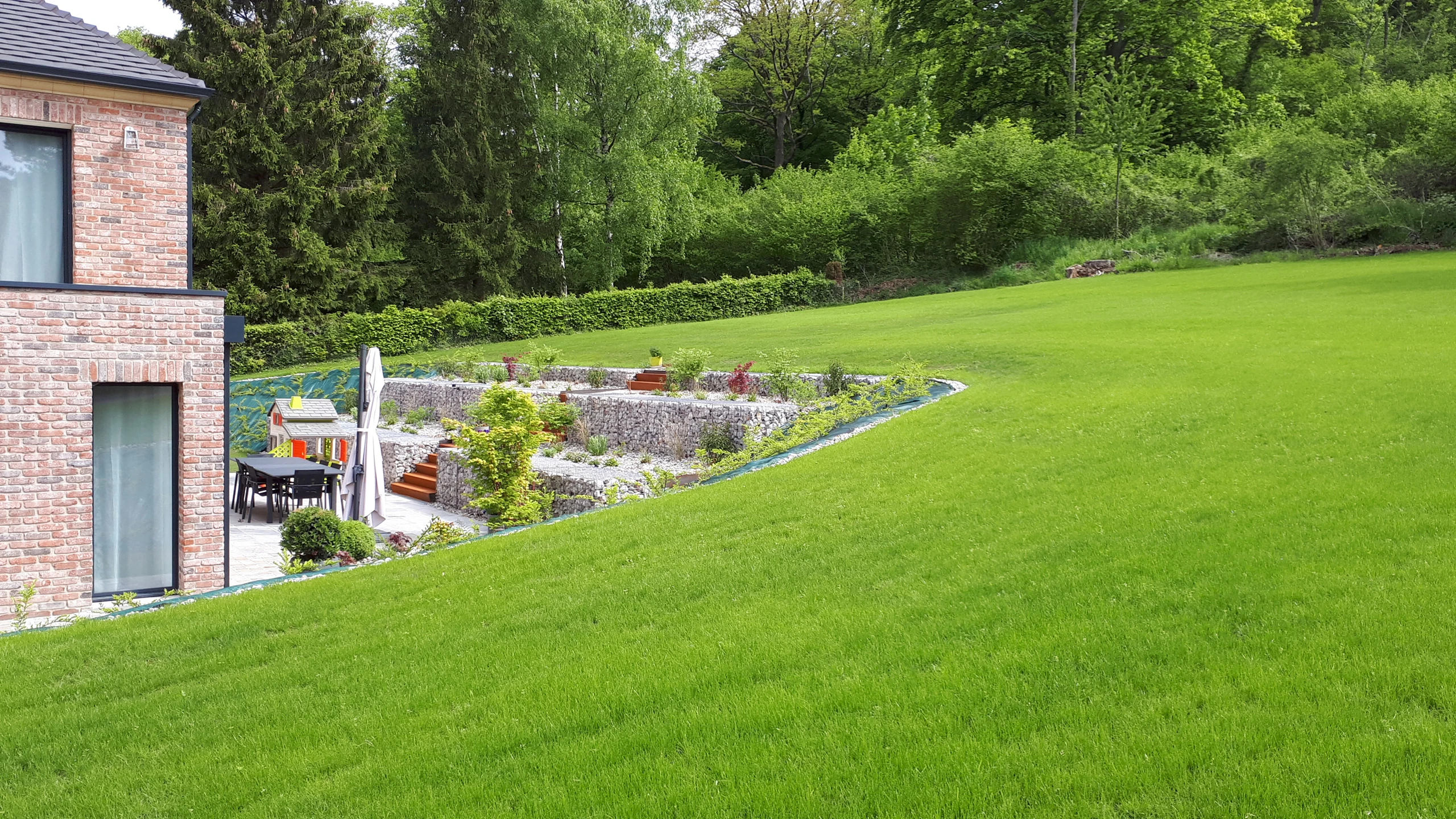 Nettoyage terrasse bois composite entretien jardin — Saint-Quentin, Aisne
