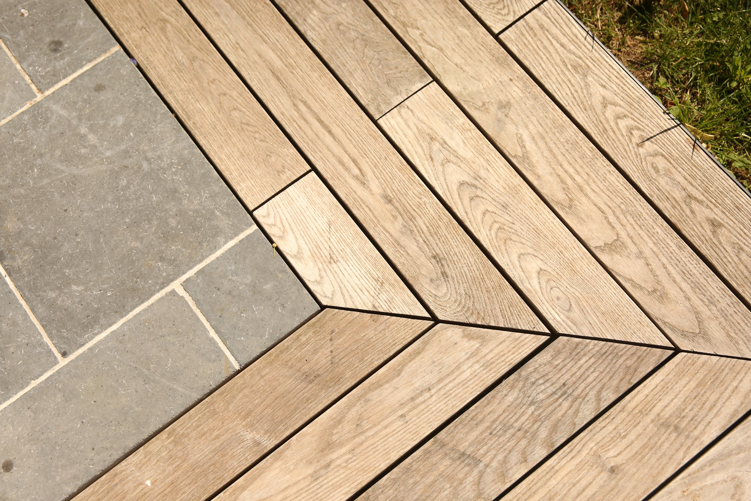 Nettoyage terrasse bois composite entretien jardin — Saint-Quentin, Aisne