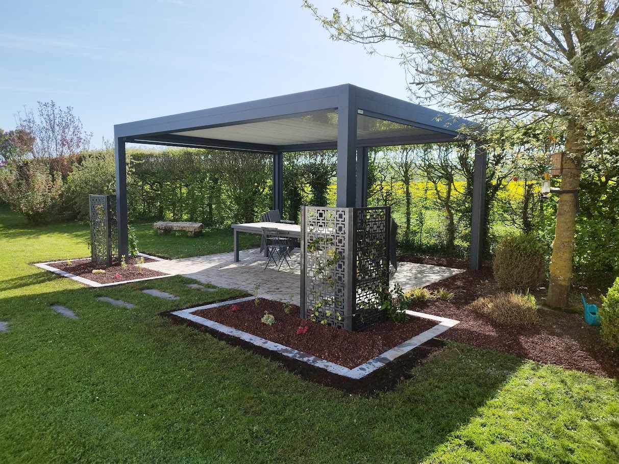 pergola bioclimatique aluminium anthracite terrasse jardin Oise