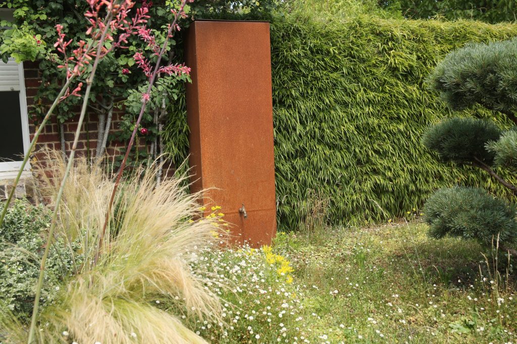 cuve récupération eau de pluie en acier corten jardin Oise installation