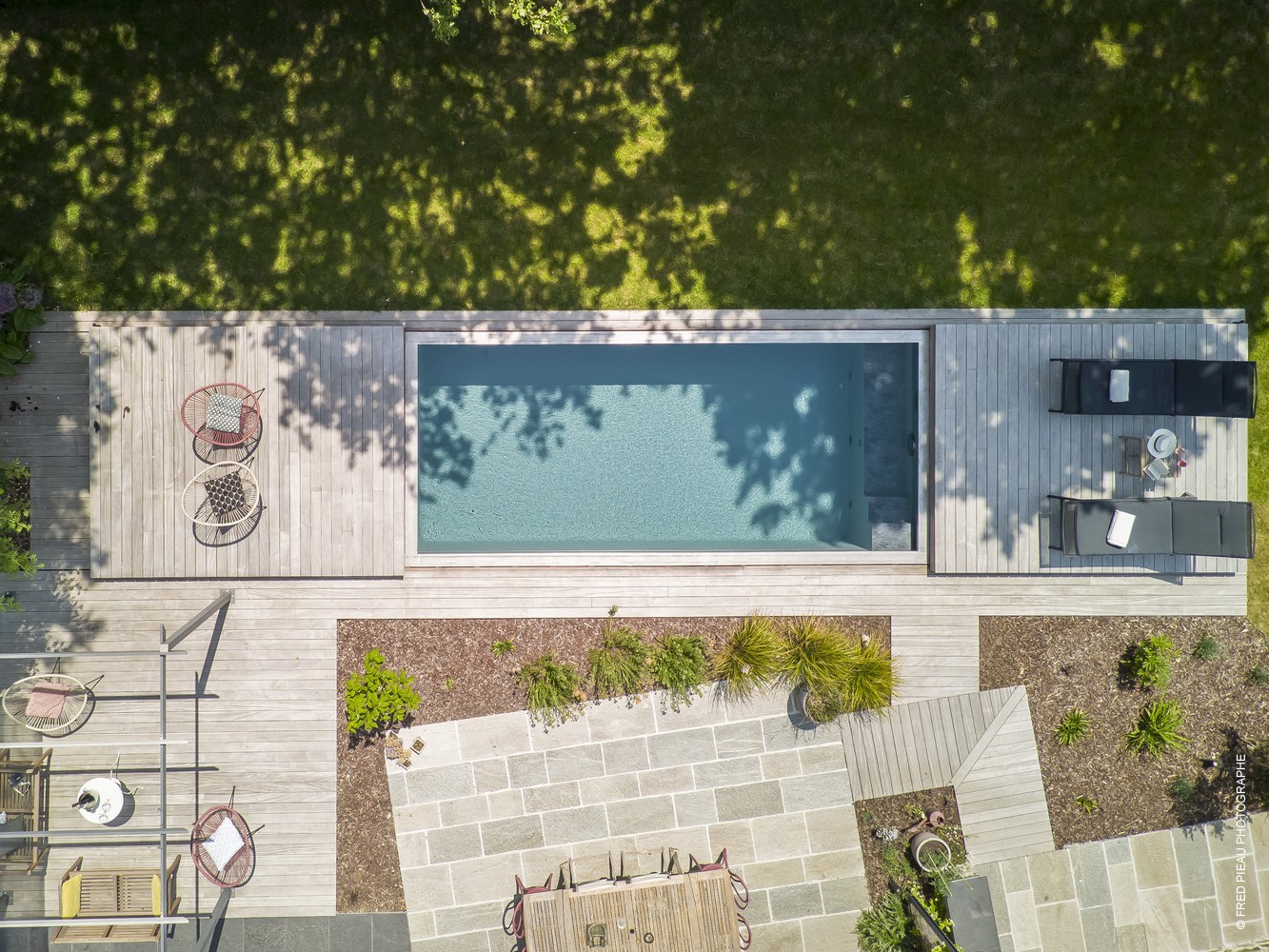  petite piscine jardin plage en bois contemporaine extérieur Oise