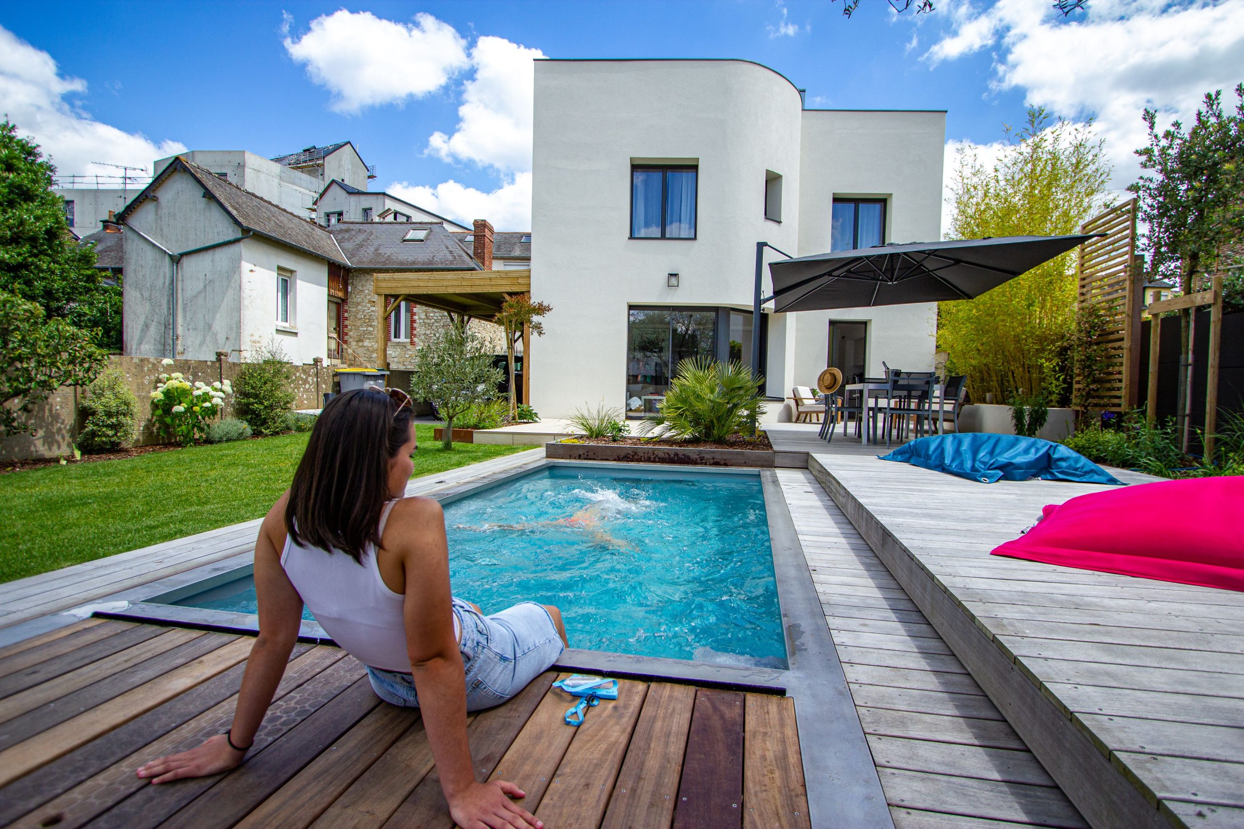 spa de nage extérieur jardin aménagé paysagiste Compiègne
